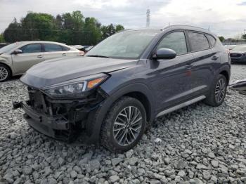  Salvage Hyundai TUCSON