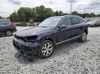  Salvage Volkswagen Touareg