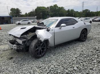  Salvage Dodge Challenger