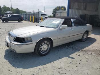  Salvage Lincoln Towncar