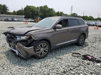  Salvage Mitsubishi Outlander