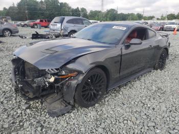 Salvage Ford Mustang