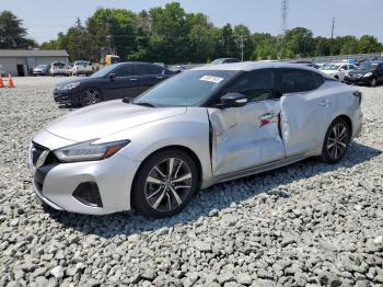  Salvage Nissan Maxima