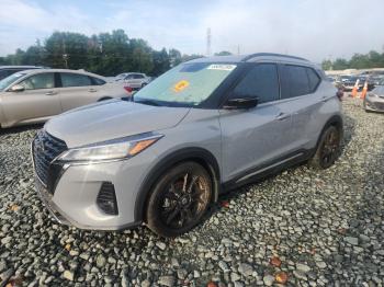  Salvage Nissan Kicks