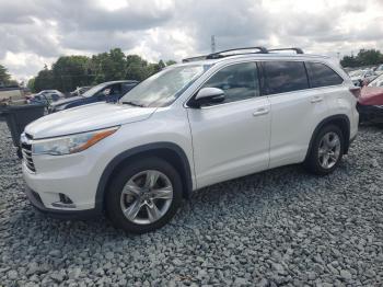  Salvage Toyota Highlander
