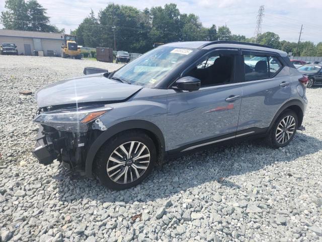  Salvage Nissan Kicks