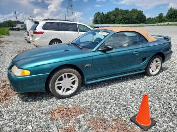  Salvage Ford Mustang