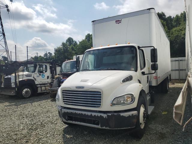  Salvage Freightliner M2 106 Med