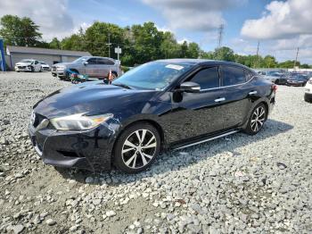  Salvage Nissan Maxima