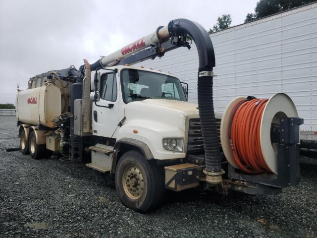  Salvage Freightliner 114sd