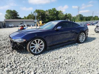  Salvage Ford Mustang