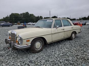  Salvage Mercedes-Benz 280-Class