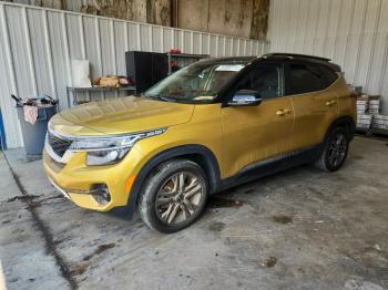 Salvage Kia Seltos
