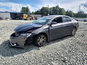  Salvage Chrysler 200