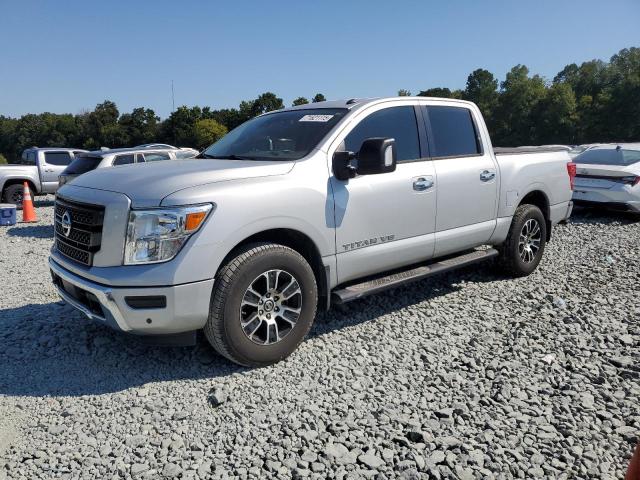  Salvage Nissan Titan