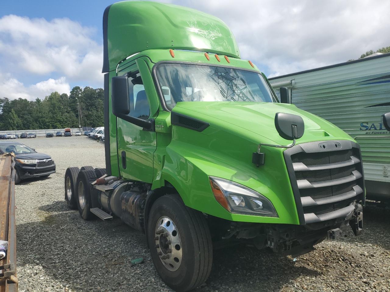 Freightliner Cascadia 1 Image 1