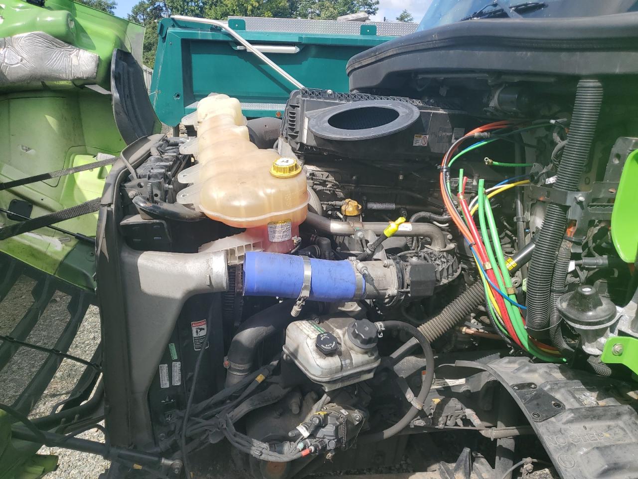 Freightliner Cascadia 1 Image 8