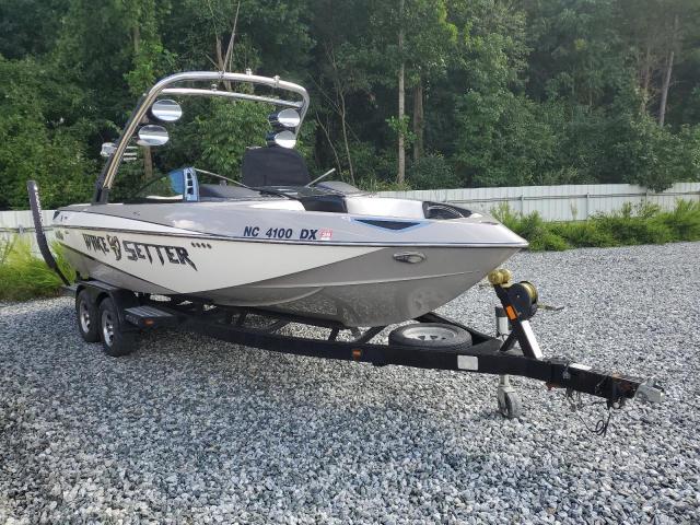  Salvage Malibu Boat