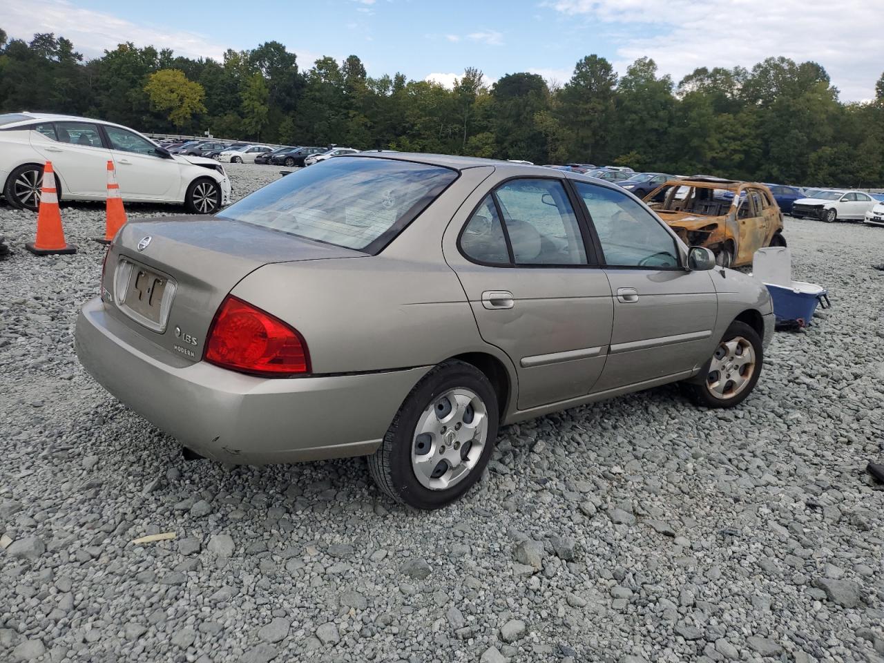 Nissan Sentra 1.8 Image 10