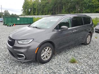  Salvage Chrysler Pacifica