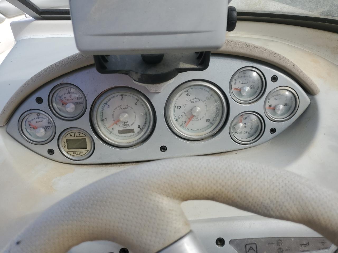 Maxum 1900sr3 Image 8