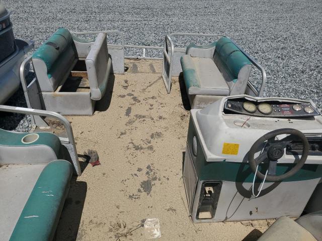 Crescent Boat Image 9