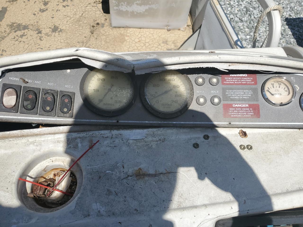 Crescent Boat Image 4