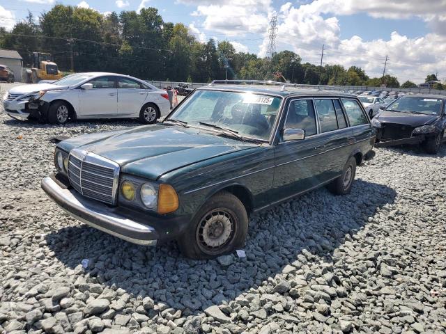 Salvage Mercedes-Benz 300-Class