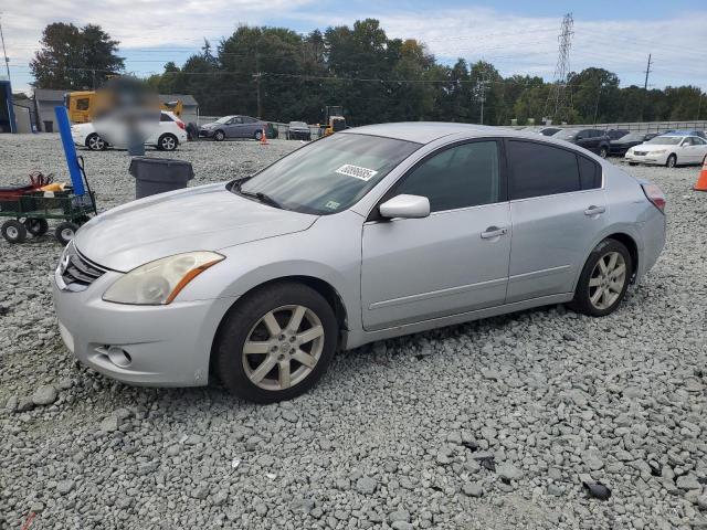  Salvage Niss Altima