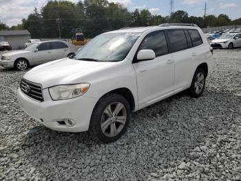  Salvage Toyota Highlander
