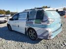 Toyota Sienna Se Image 2