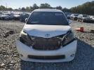 Toyota Sienna Se Image 3