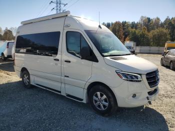  Salvage Mercedes-Benz Sprinter