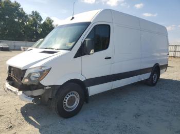  Salvage Mercedes-Benz Sprinter
