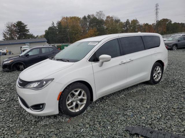  Salvage Chrysler Pacifica
