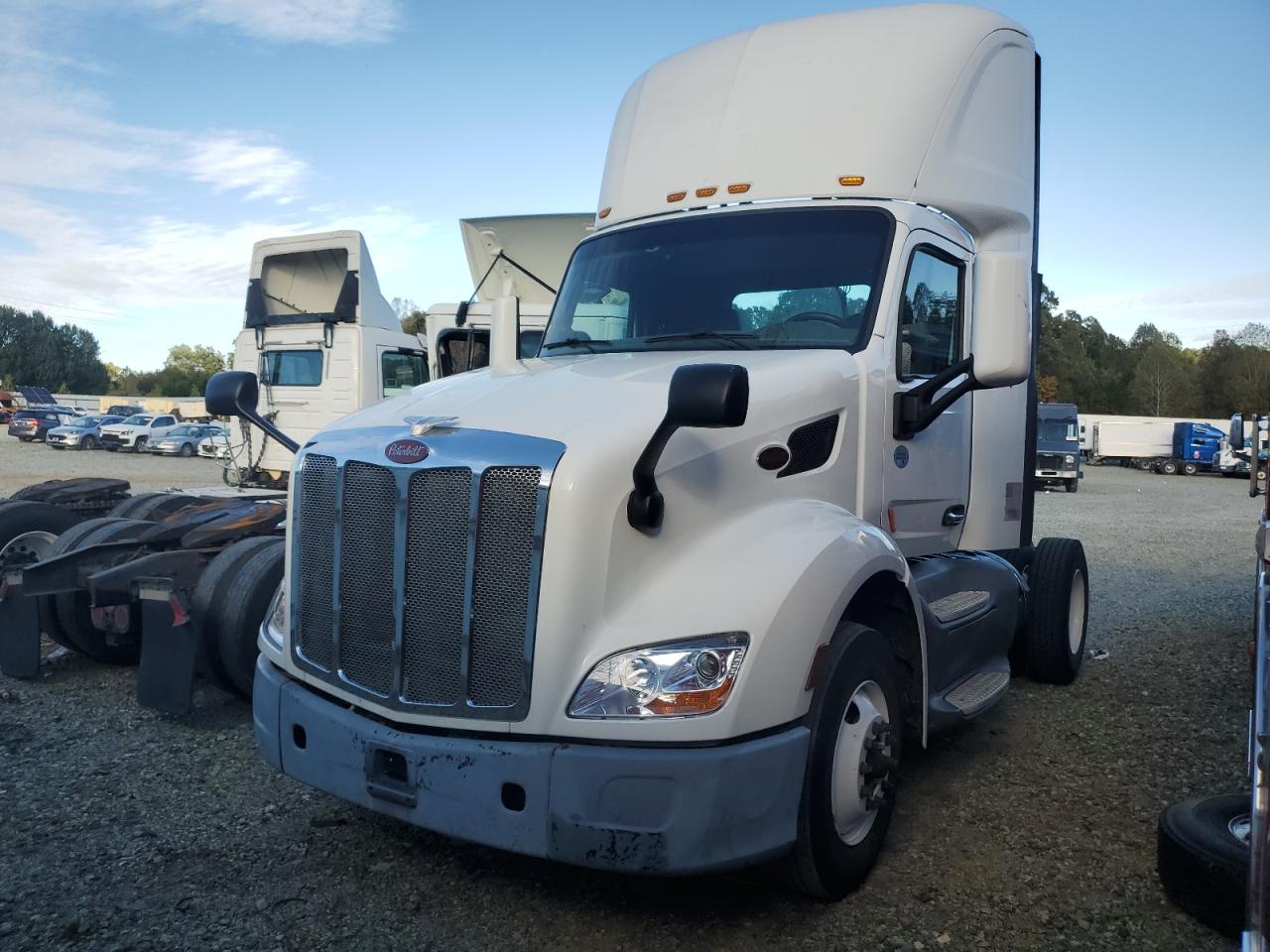 Peterbilt 579 Image 5