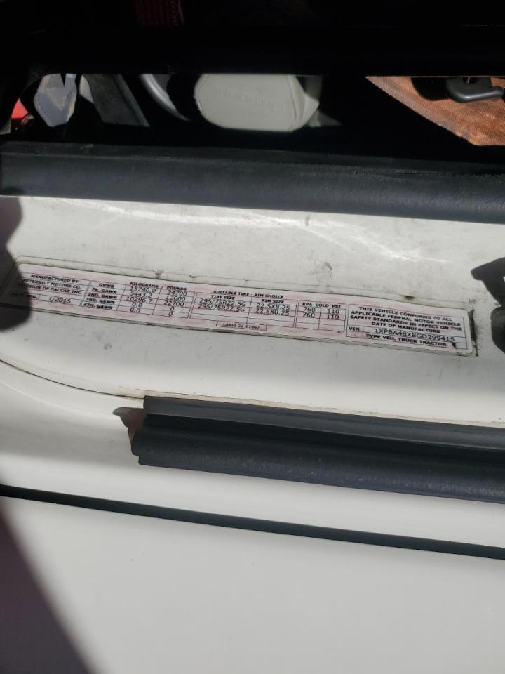 Peterbilt 579 Image 10