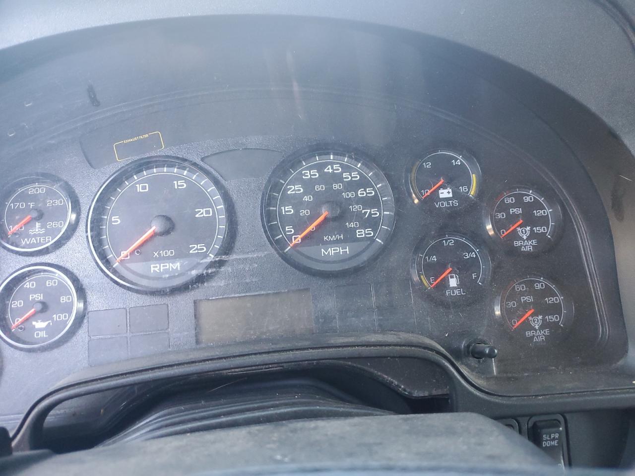 International Prostar Image 8