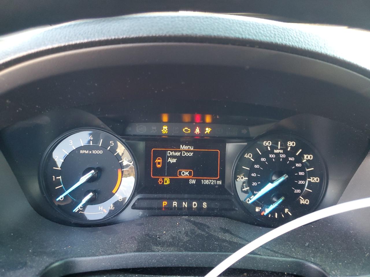 Ford Explorer Image 8