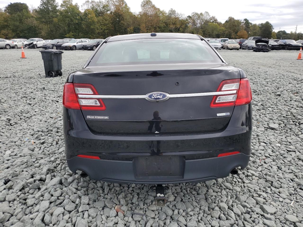 Ford Taurus Police Interceptor Image 6