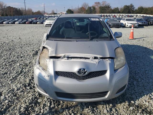 Toyota Yaris Image 12
