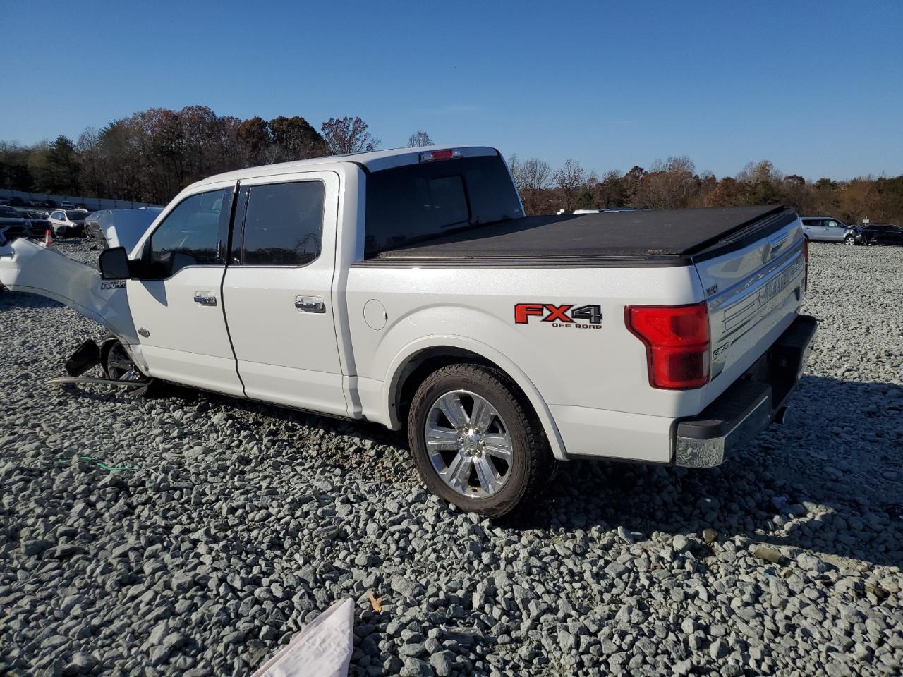 Ford F-150 Supercrew Image 6