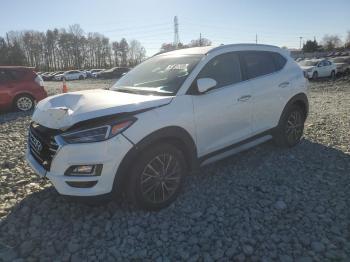  Salvage Hyundai TUCSON