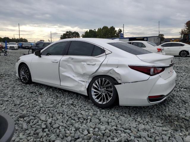 Lexus Es 300h Base Image 2