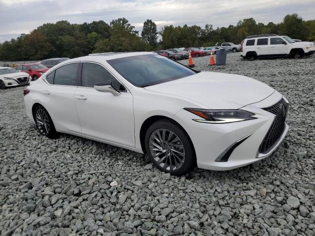 Lexus Es 300h Base Image 6