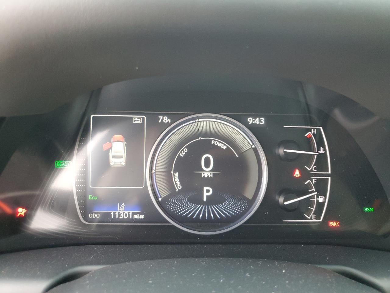 Lexus Es 300h Base Image 8