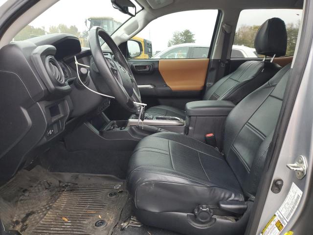 Toyota Tacoma Double Cab Image 10