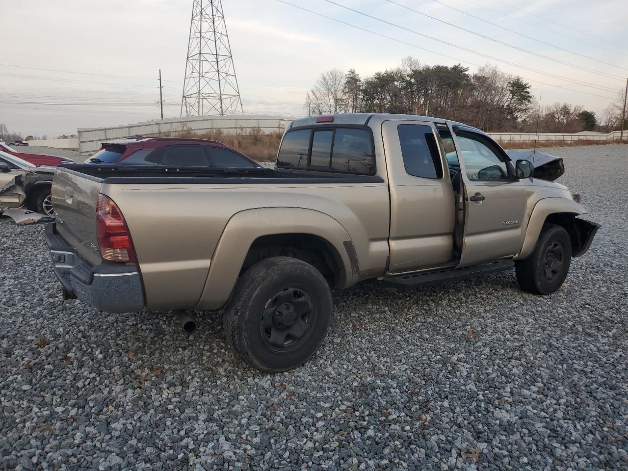 Toyota Tacoma Access Cab Image 10