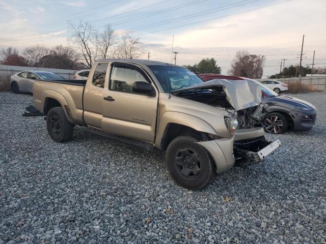Toyota Tacoma Access Cab Image 3