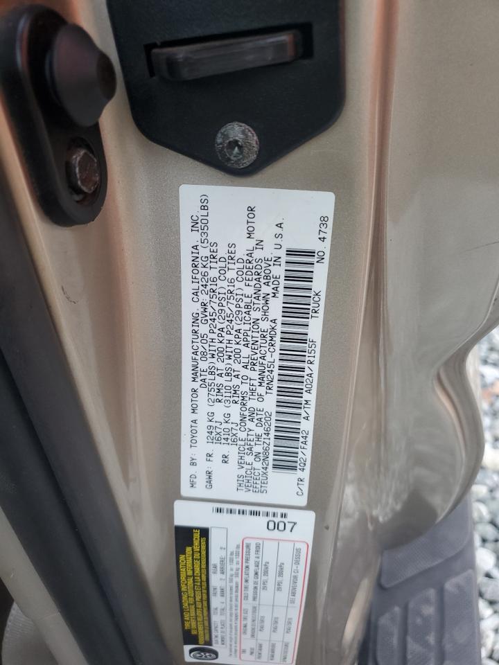 Toyota Tacoma Access Cab Image 12